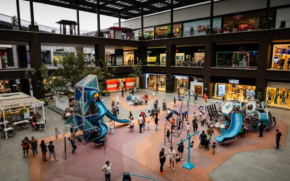 Centro comercial La Perla